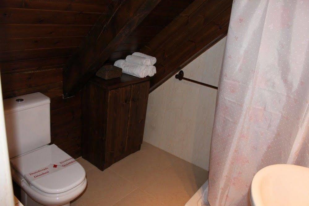 Hostal Aiguamog Salardú Eksteriør bilde